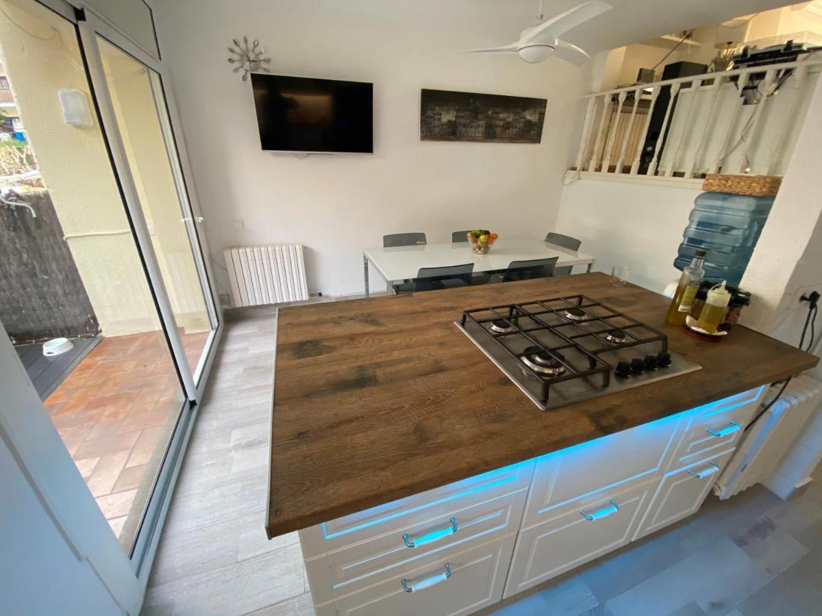 Casa En Masnou Junto A Playa Y Tren Villa Eksteriør bilde